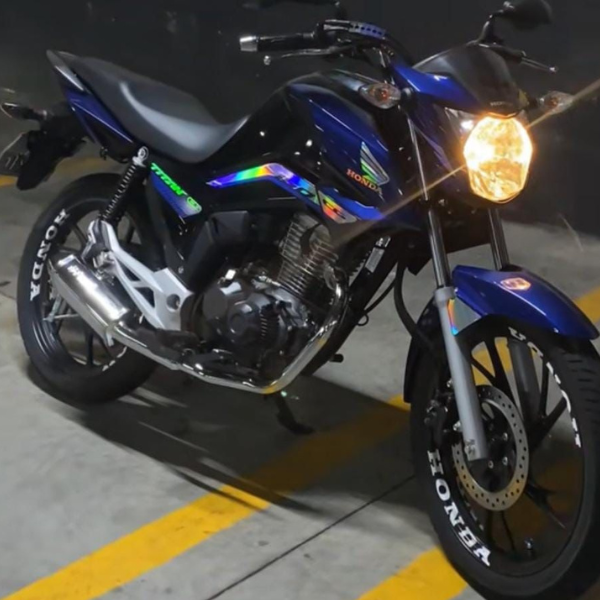 ⚠️ADESIVO TITAN ATÉ 2024 - HOLOGRÁFICO / AZUL REFLETIVO