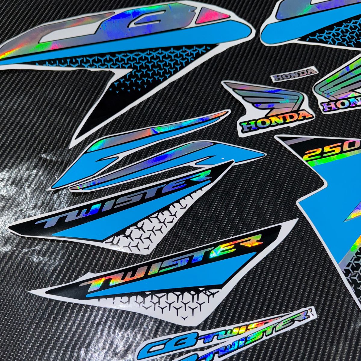 ⚠️CB TWISTER 2019 - HOLOGRÁFICO / AZUL BEBÊ