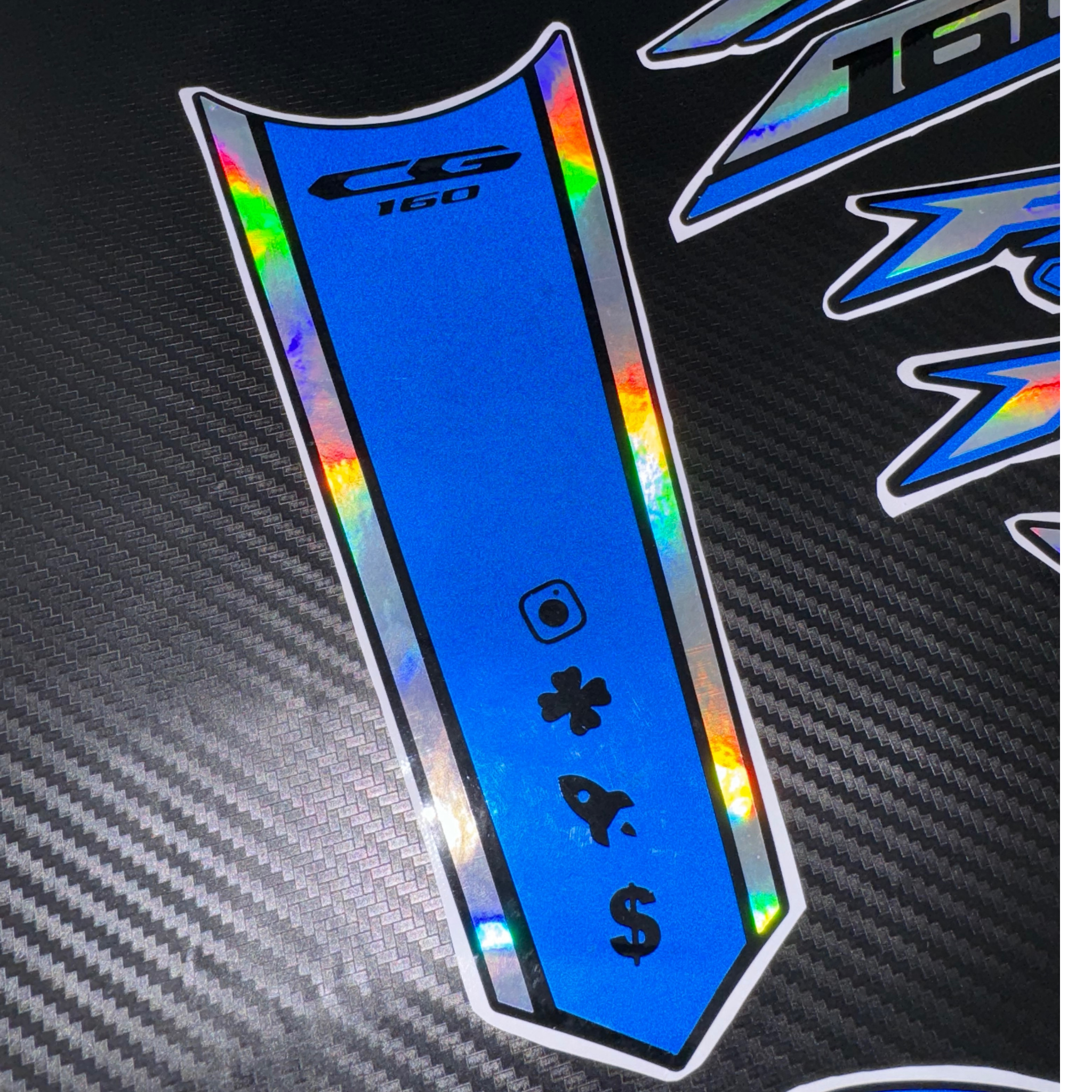 ⚠️ADESIVO FAN ATÉ 2024 - HOLOGRÁFICO / AZUL REFLETIVO
